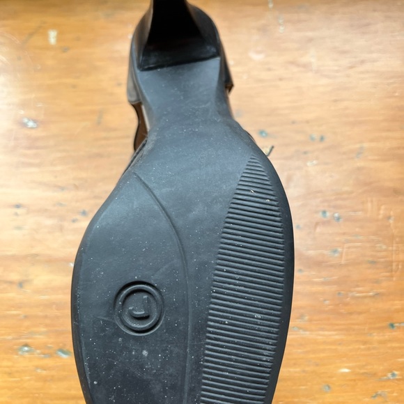 Classic rock port high heel shoes - Picture 2 of 4